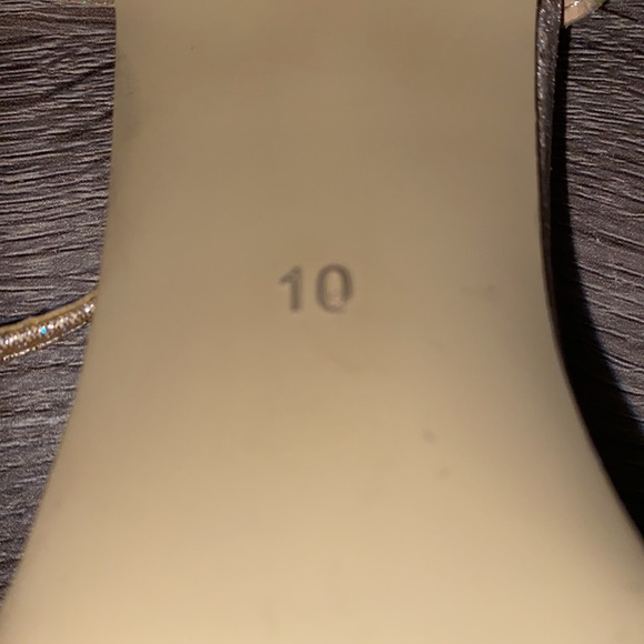 Size 10 sparkles BADGLEY MISCHKA heels - Picture 7 of 11